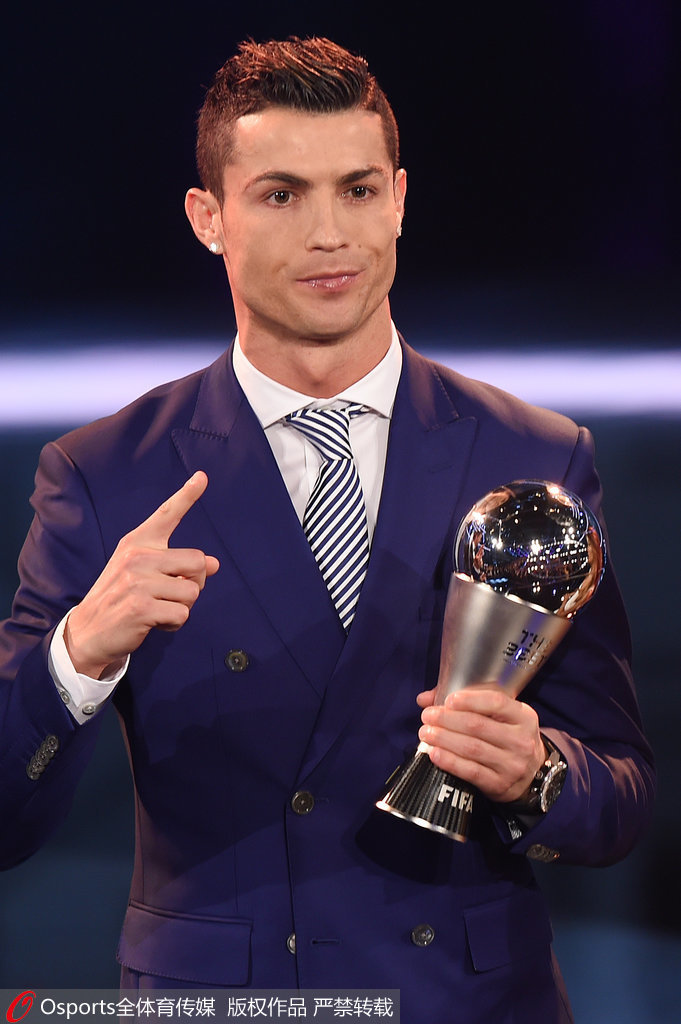 图片报：曼联、曼城&阿森纳在关注法兰克福后卫纳撒尼尔-布朗