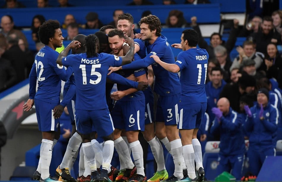 国脚连续两场关键进球（国脚两战连斩关键球）